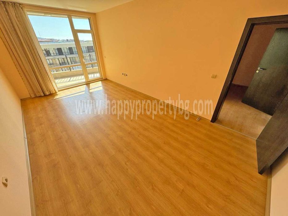 Продава се Двустаен апартамент в Свети Влас - 82 кв.м за 1403 €/кв.м - Снимка #2