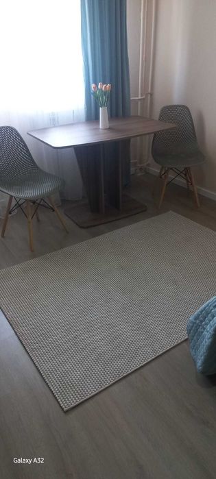 Închiriez garsonieră