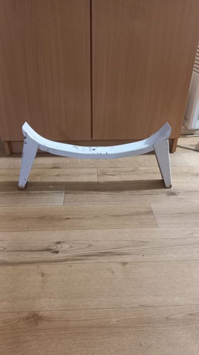 Продам ножку от ванны 1 шт