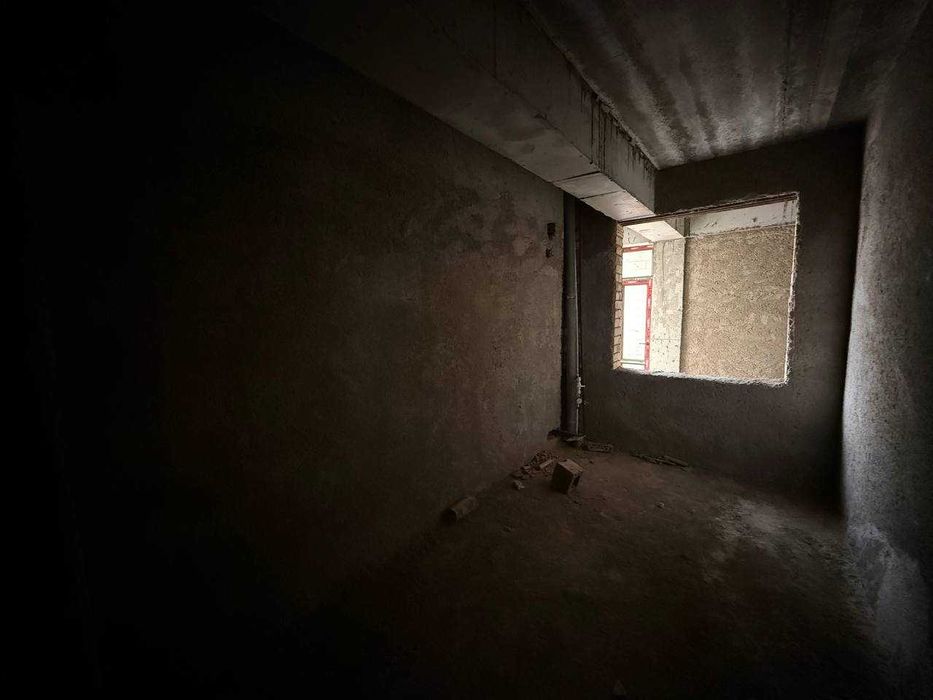 3х комнатная квартира 74кв/м в состоянии коробки, Согдиана