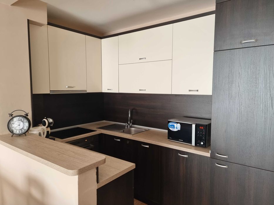 Продава се Двустаен апартамент в София, Оборище - 71 кв.м за 1902 €/кв.м - Снимка #3