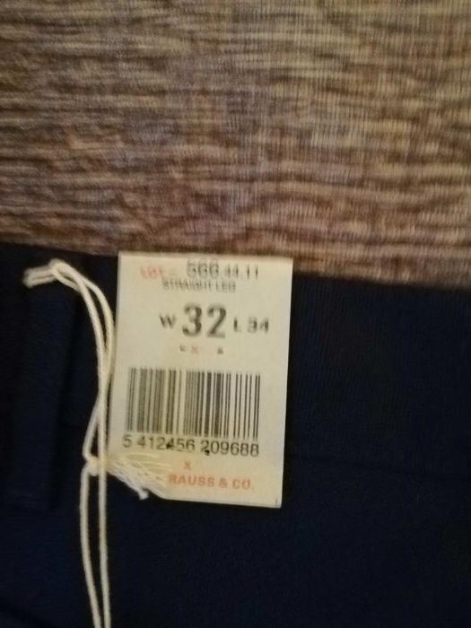 Levis с етикета панталон размер 32
