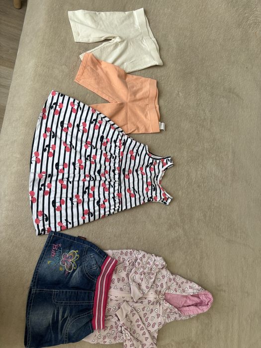 Продам детские вещей для девочки