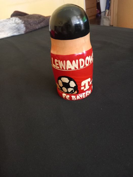 Матрьошки на Левандовск,Мюлер,Ноер,Кимих и Гнабри