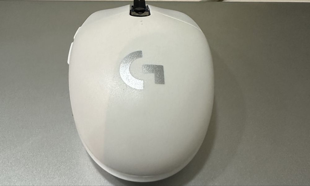 Продам Logitech G304 — новая