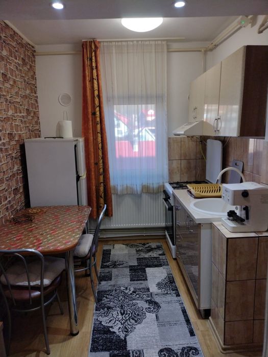 Garsonieră de închiriat confort 1