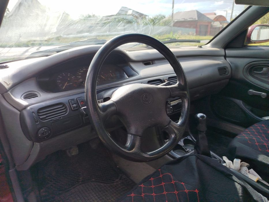 Автомобиль Мазда