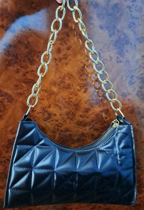 Ayollar uchun ixcham sumka