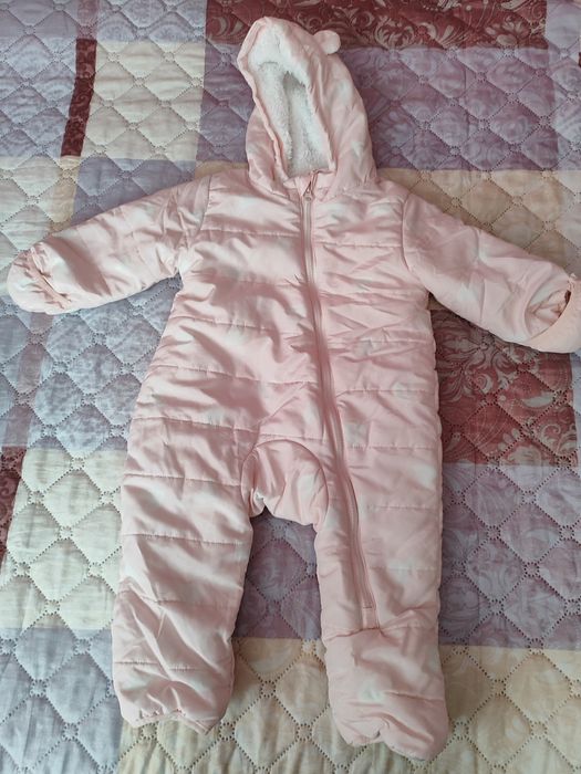 Чувалче и космонавт за  бебе