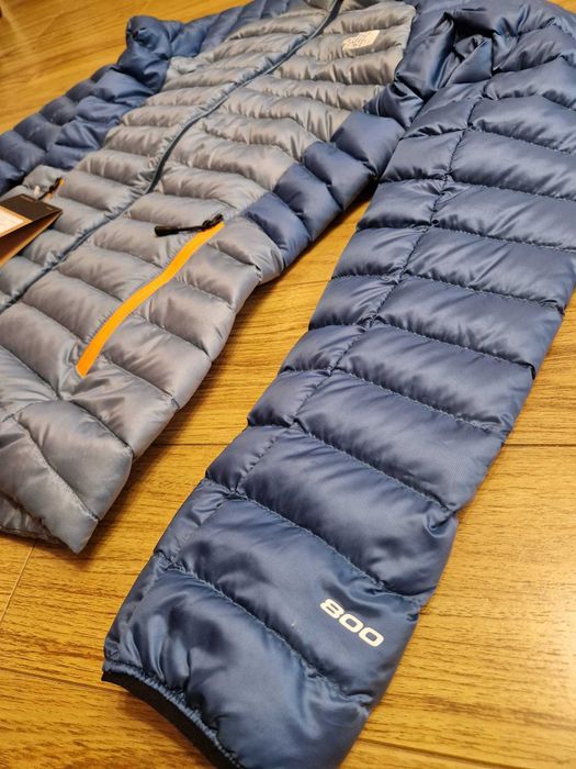 Geaca dama puf THE NORTH FACE 800 cuin, masura XS,munte,iarna