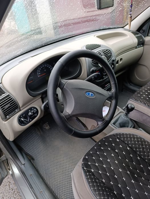 Продам автомобиль Лада Калина