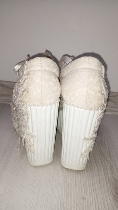 Булчески кецове. Уникални, много удобни и леки обувки.