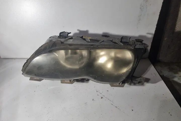 Far stanga BMW Seria 3 2001 320d MT (136 hp)