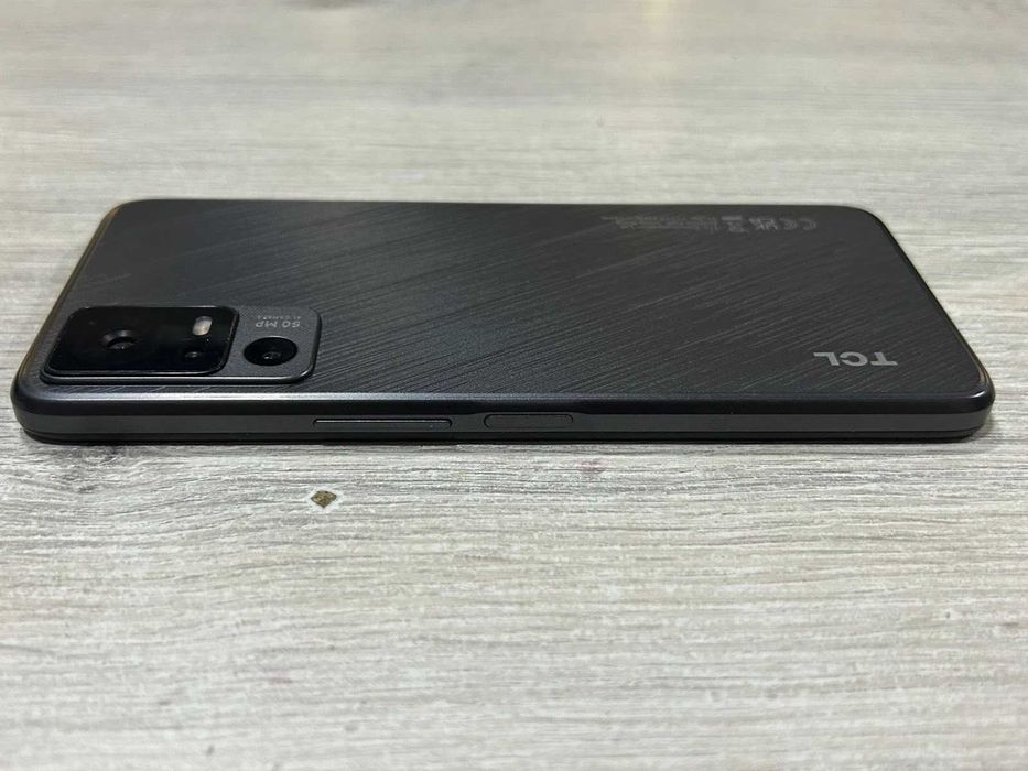 TCL 40R 5G 64 GB 4 RAM