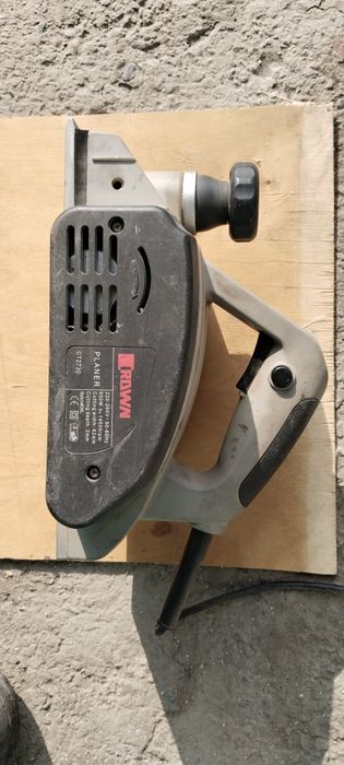 Продаётся электрорубанок