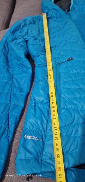 Geaca subtire  de puf Mammut Pertex Microlight marimea XS