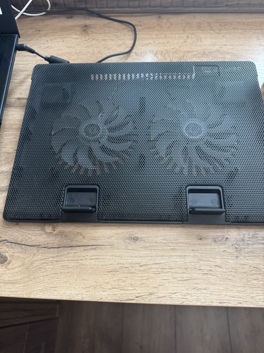 Ноутбук в хорошем состоянии с дисководом