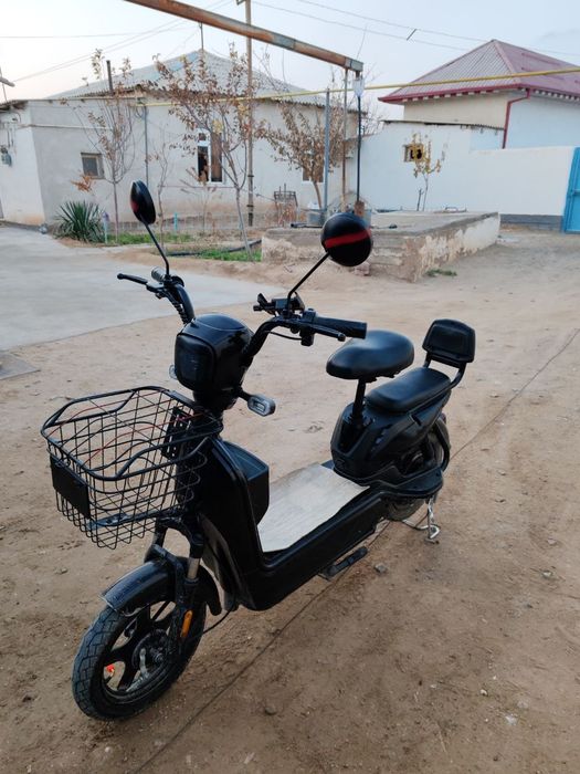 Velomax skuter sotiladi