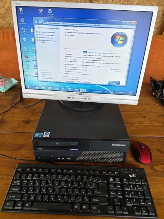 Настолен компютър Lenovo
