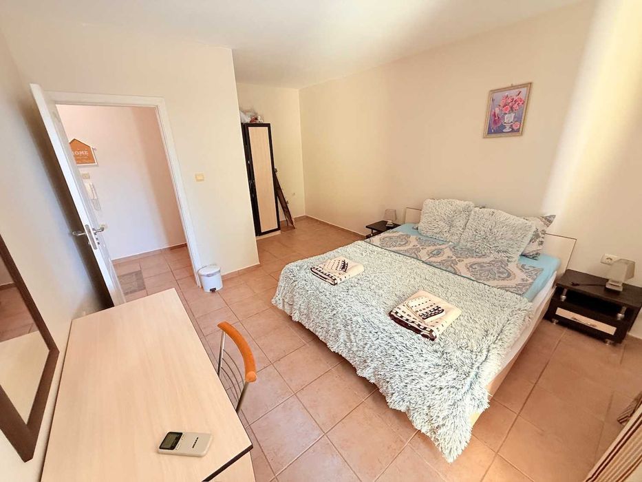 Продава се Двустаен апартамент в к.к. Слънчев бряг - 51 кв.м за 820 €/кв.м - Снимка #3