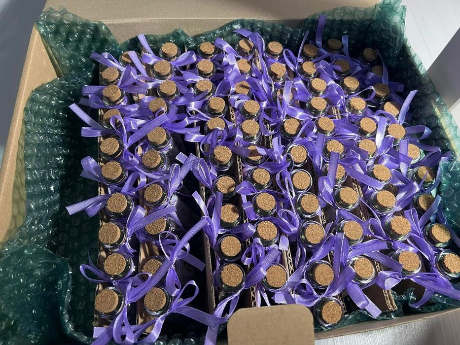 Fiole cu lavanda marturii