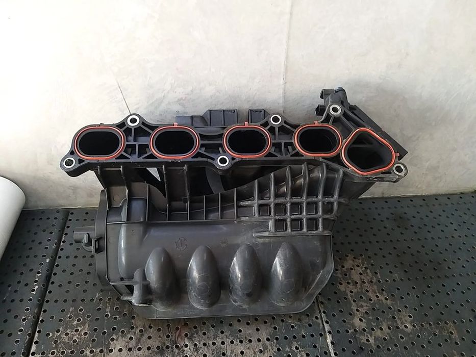 Galerie admisie 1.8 b honda civic 8 0120106010