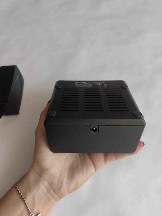 Incarcator de baterii Powerex C9000 Pro pentru baterii AA sau AAA