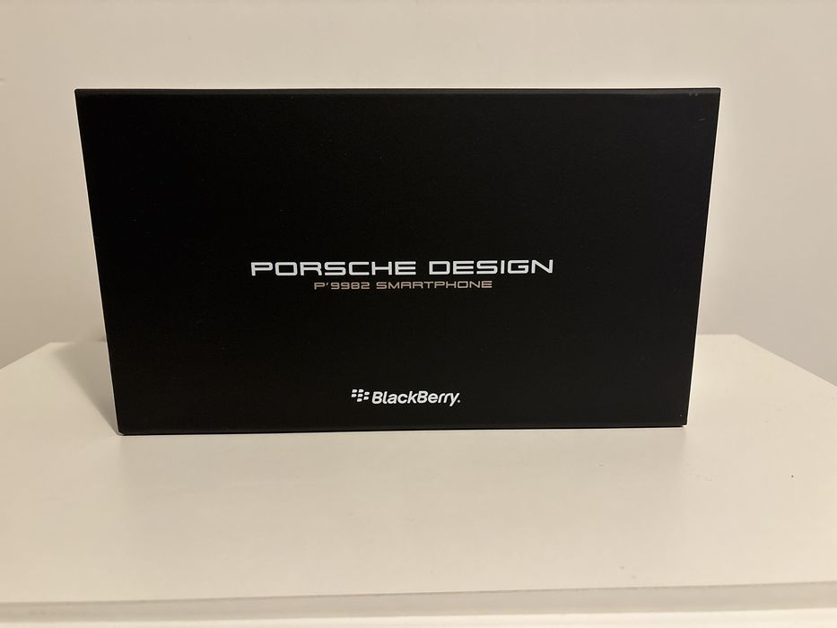 Blackberry Porsche Design P9982 -NOU-