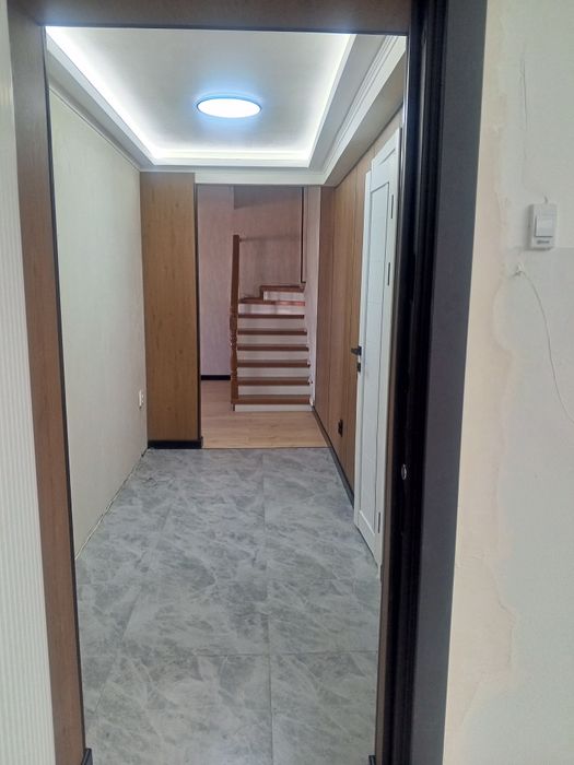 Продам четырех комнатную квартиру