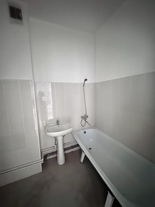 2 комнатная, Новостройка, 80 кВ.