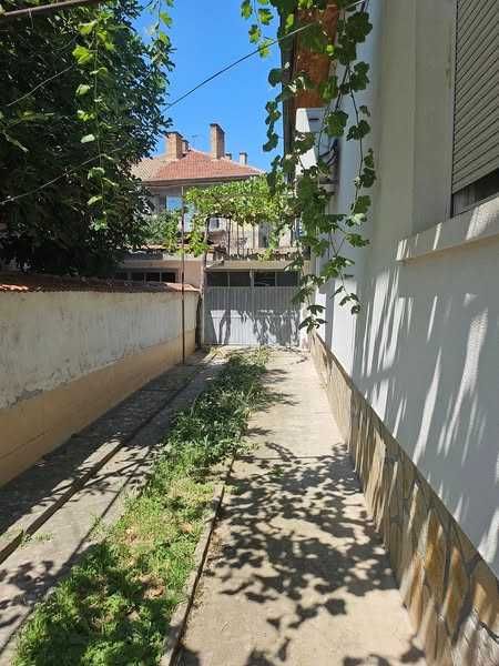 Продава се Къща в Казанлък - 150 кв.м за 1119 €/кв.м - Снимка #10