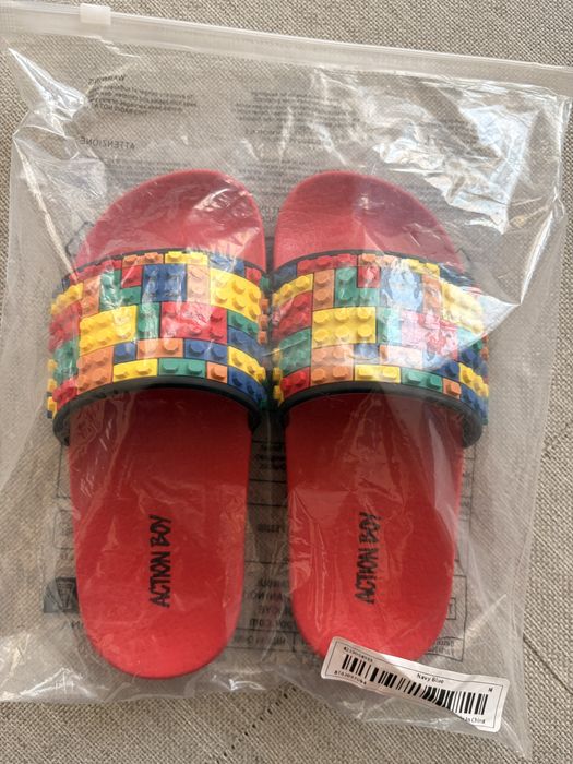 Детски чехли, номер 32 (почти нови)