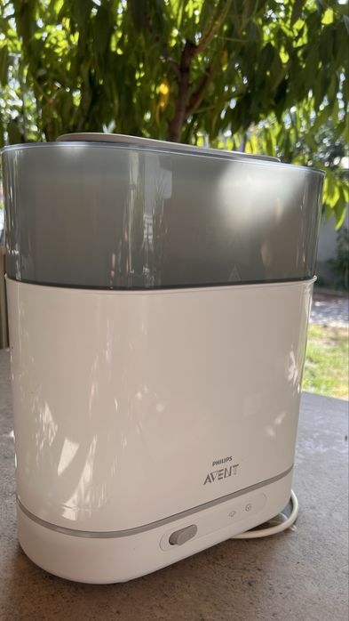 Sterilizator biberoane Philips Avent