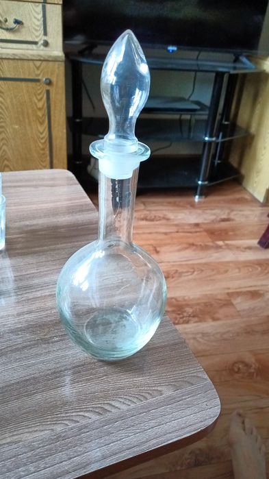 Продам графины  времён СССР.