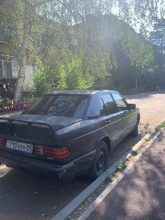 Срочно продам машину торг есть