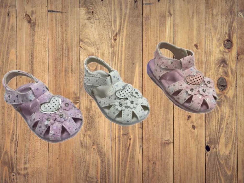 Детски сандали за момичета