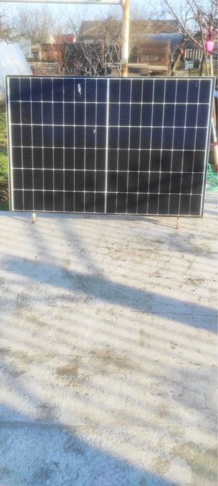 Vand panou fotovoltaic