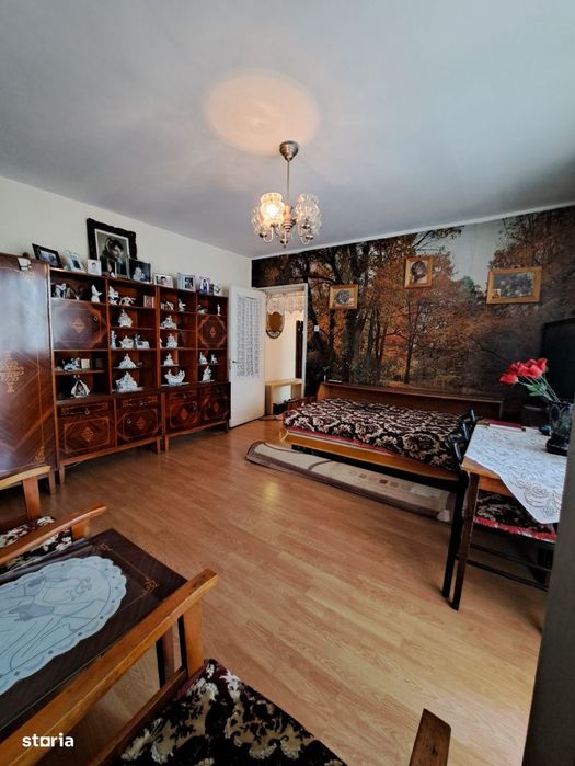 Apartament 2 camere, etajul 2, bld Decebal