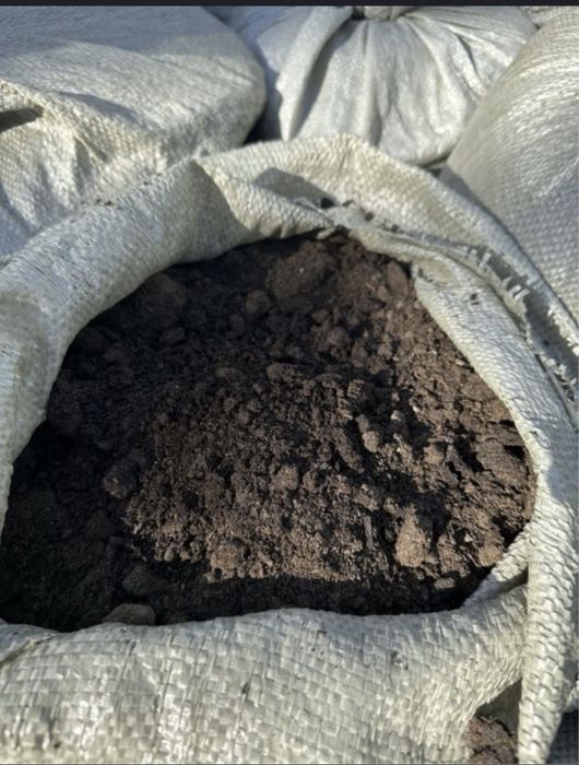 Чернозем в мешках