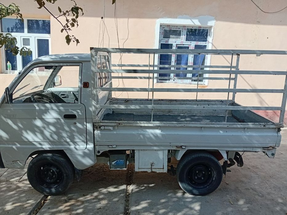 Labo sotiladi 2018 yil tentli labo i