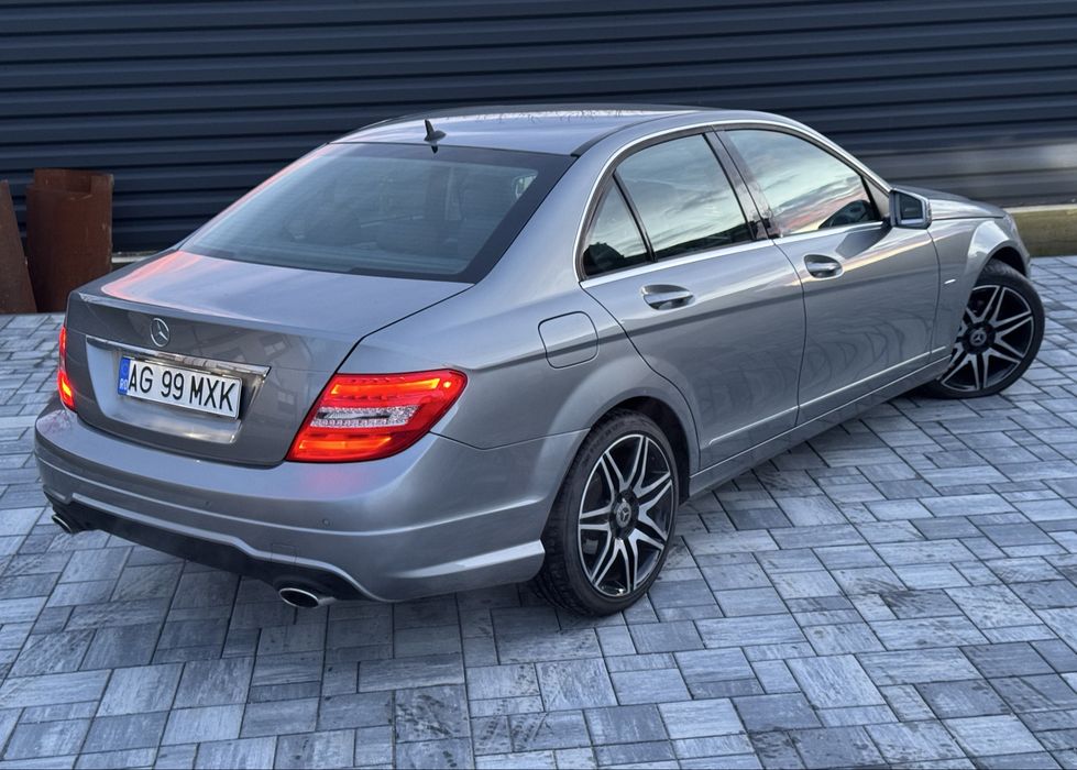 Proprietar Vand Mercedes C180 CGI