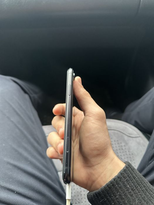 iPhone Xr ideal holatda