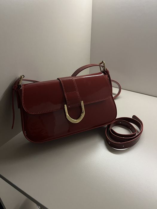 Бордовая сумочка