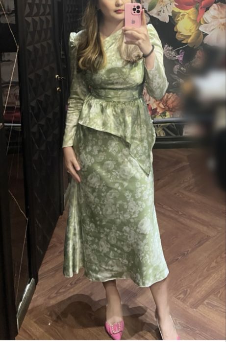 Платье продается ,тренч !летний көйлектер