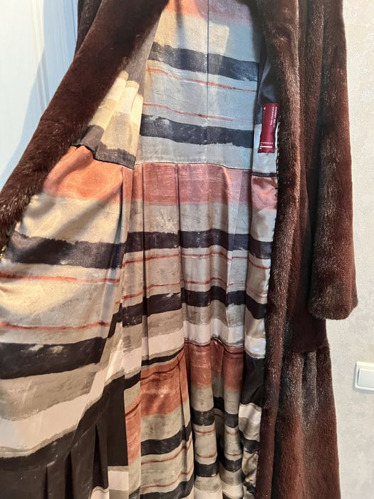 Норковая шуба продам