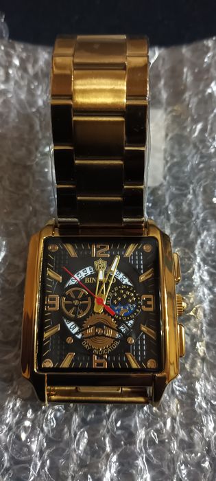 Ceas barbatesc 2023 nou