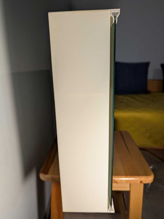 Трикрилен огледален шкаф за баня