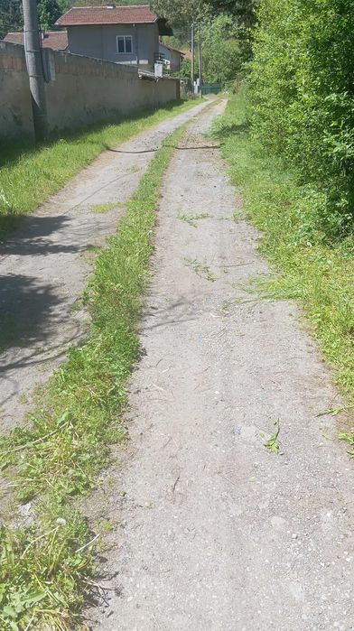 Продавам парцел за жилищно строителство