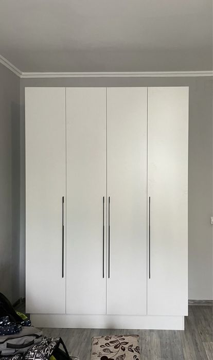 Продам шкаф новый