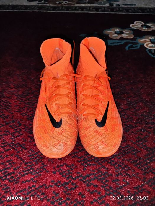 Сороконожки Nike Phantom Luna Orange, 38 размер